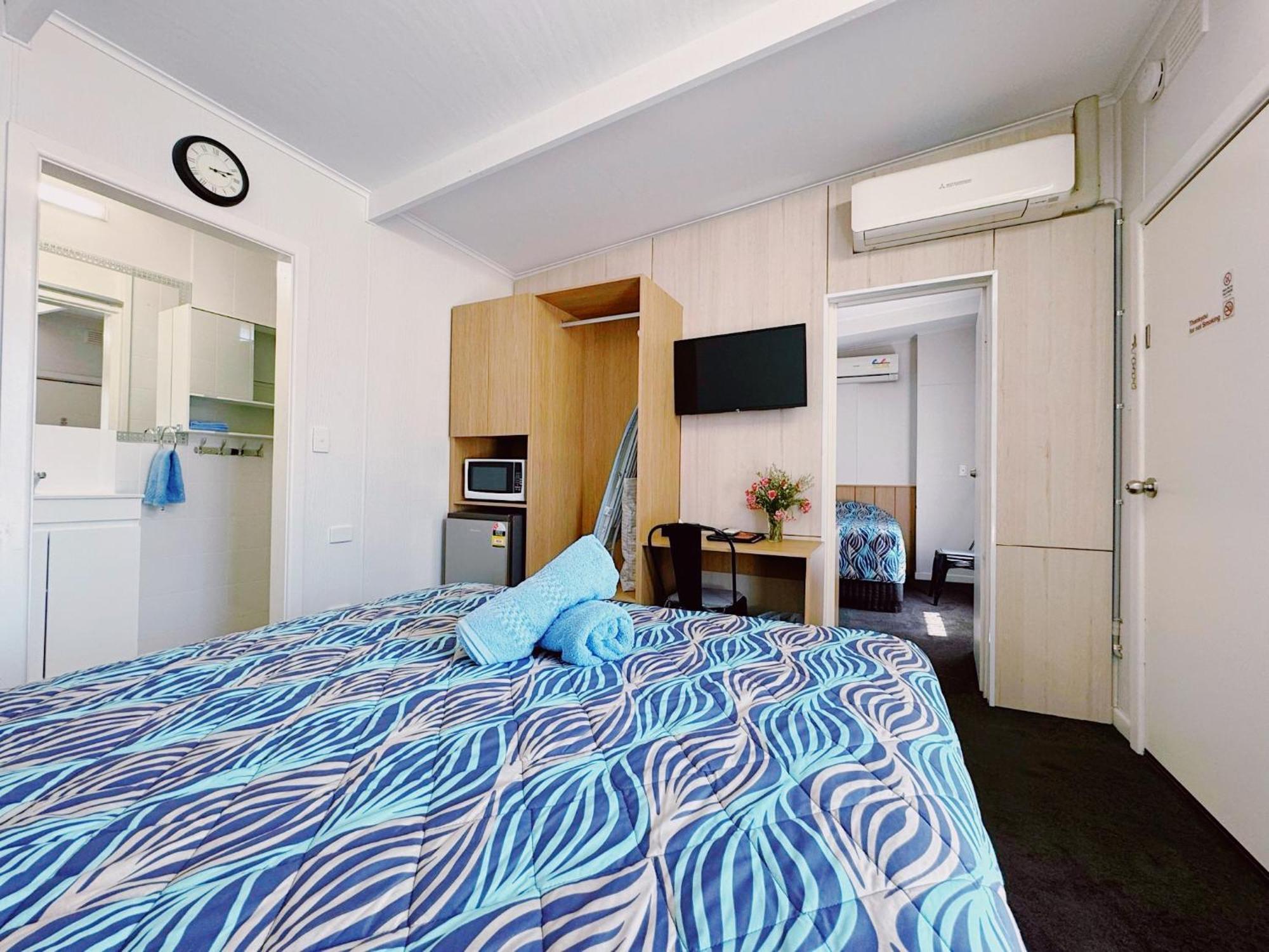 Seymour Motel Экстерьер фото